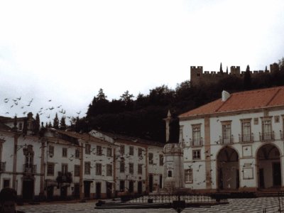 Câmara Municipal e castelo