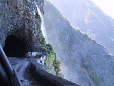 Túnel sob o Véu da Noiva