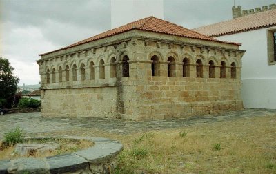Domus Municipalis