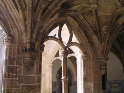 Igreja de Santa Cruz: Claustro